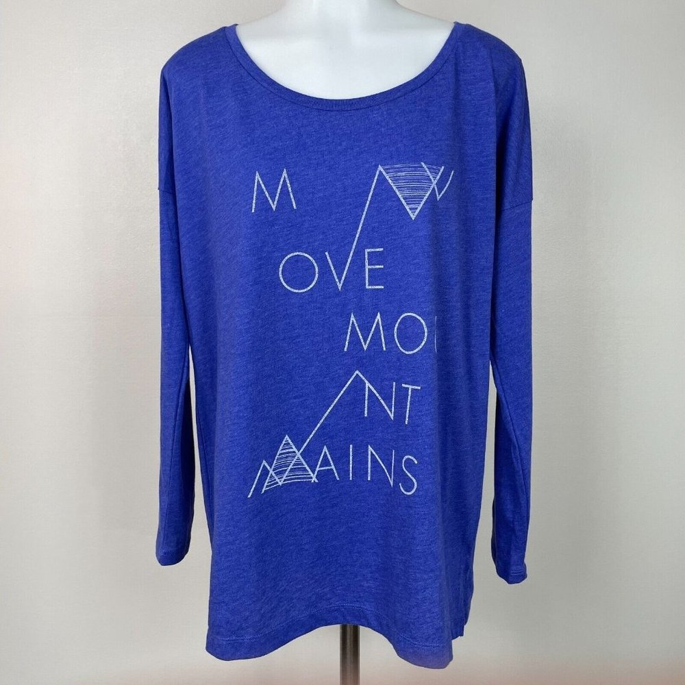 Old Navy Top Medium Blue Boyfriend Shirt Move Mountains Graphic Tee Women's NWT
